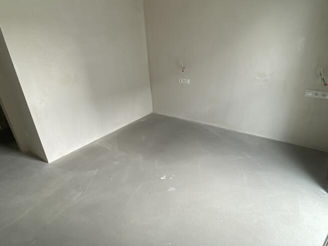 Mieszkanie w nowym bloku przy ulicy Rynkowej.