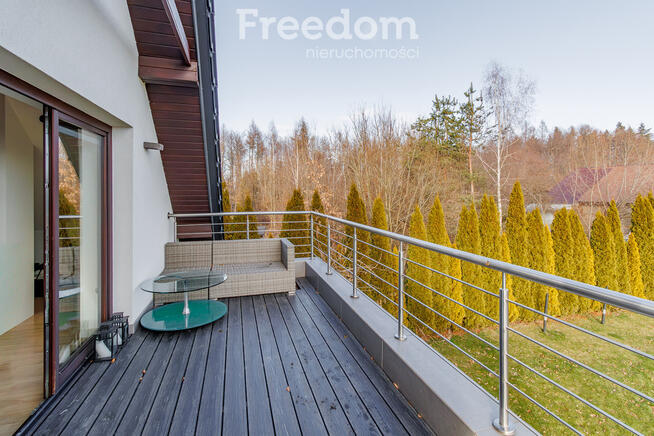 Komfortowy dom na działce 10 ar w Kobylcu!