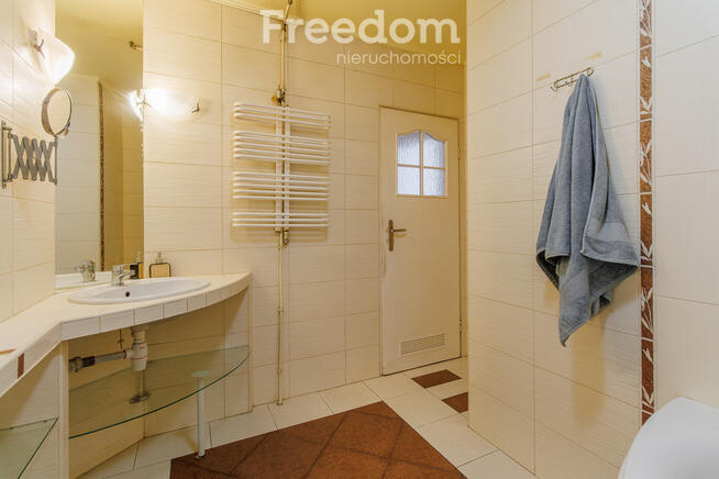 Dom z dużą działką i sadem w Nowym Brzesku!