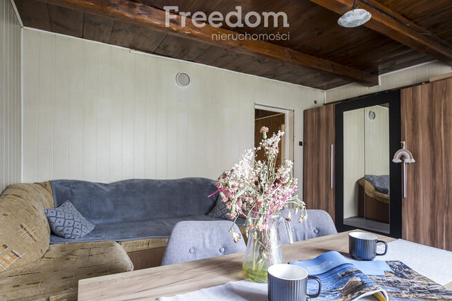 Działka 17,34 ar z domem i garażem – Wierzawice