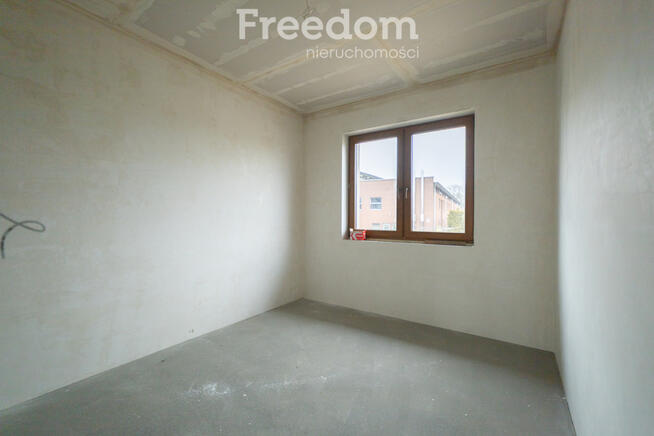 Parterowy dom w stanie deweloperskim