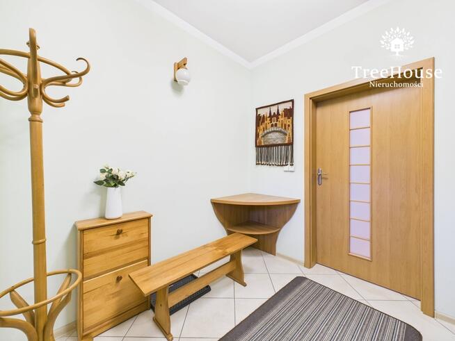 Komfortowy dom na jeziorem w malowniczej okolicy