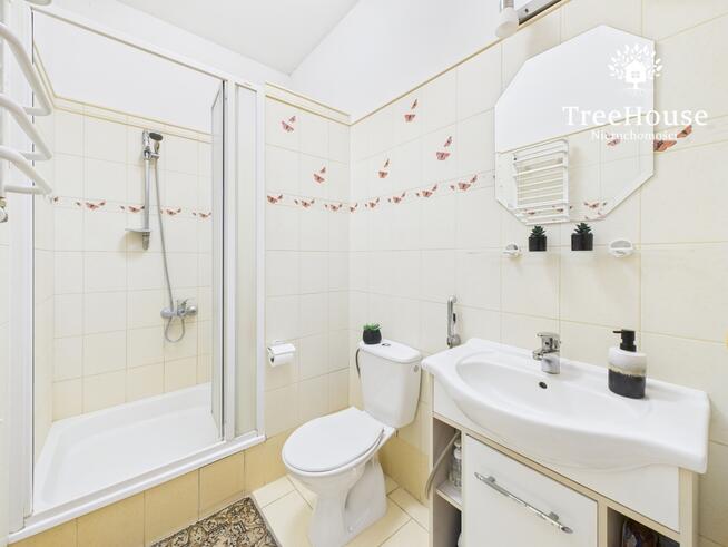 Komfortowy dom na jeziorem w malowniczej okolicy