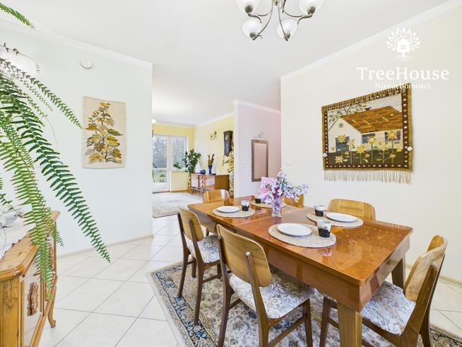 Komfortowy dom na jeziorem w malowniczej okolicy