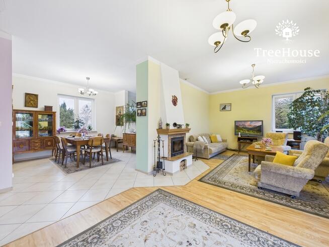 Komfortowy dom na jeziorem w malowniczej okolicy