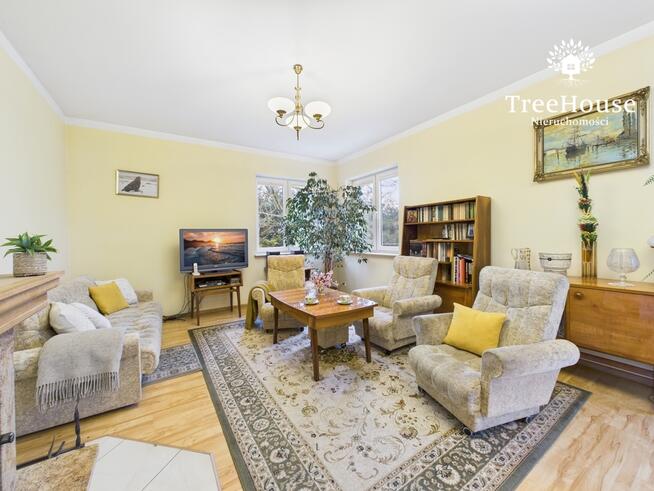 Komfortowy dom na jeziorem w malowniczej okolicy