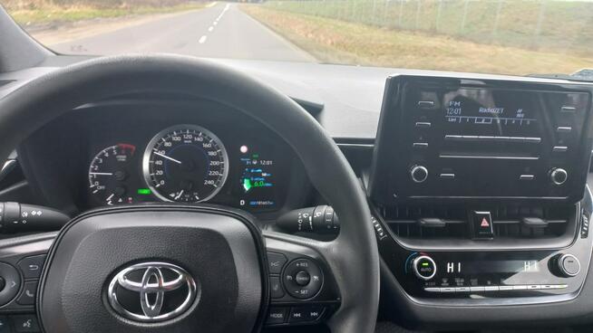 Toyota Corolla E-CVT 1.8Hybryda FV23% 46.9netto Aktywny Tempomat Climatronik Salon PL