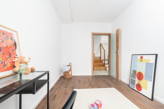 Wyjątkowe dwupoziomowe na zamkniętym osiedlu!