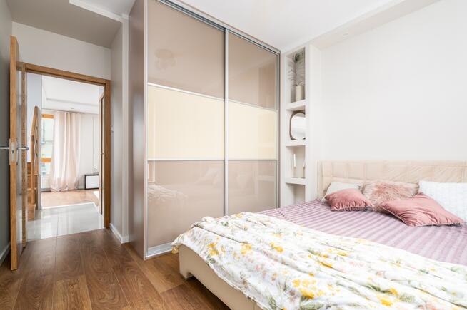 Wyjątkowe dwupoziomowe na zamkniętym osiedlu!