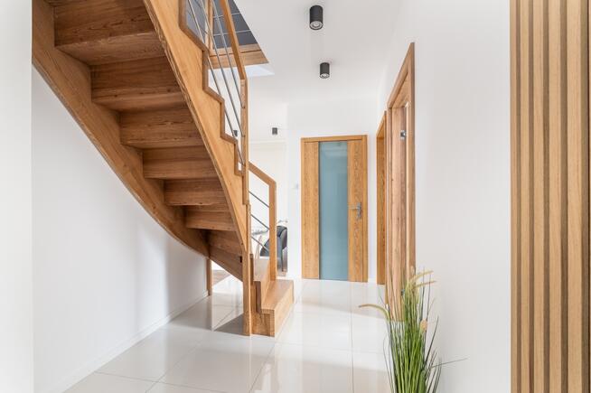 Wyjątkowe dwupoziomowe na zamkniętym osiedlu!