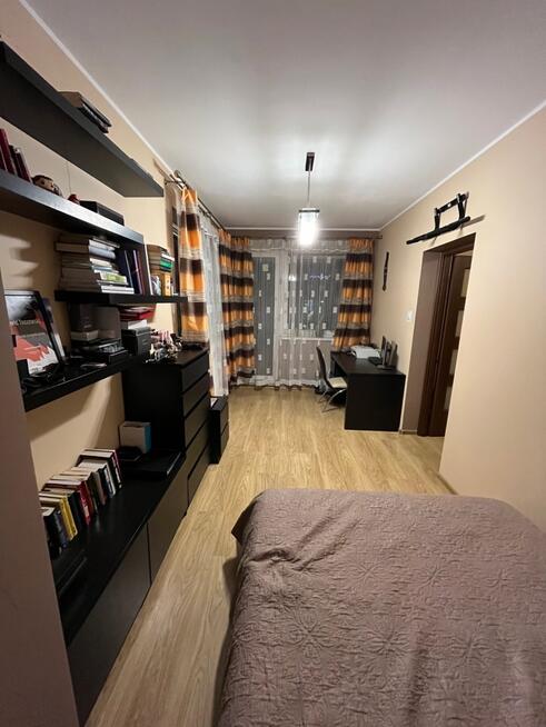 Mieszkanie 53 m²,2 pokoje, osobna kuchnia, balkon