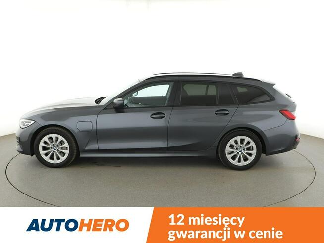 BMW 330 PHEV full LED virtual cocpit navi sportowe fotele kamery