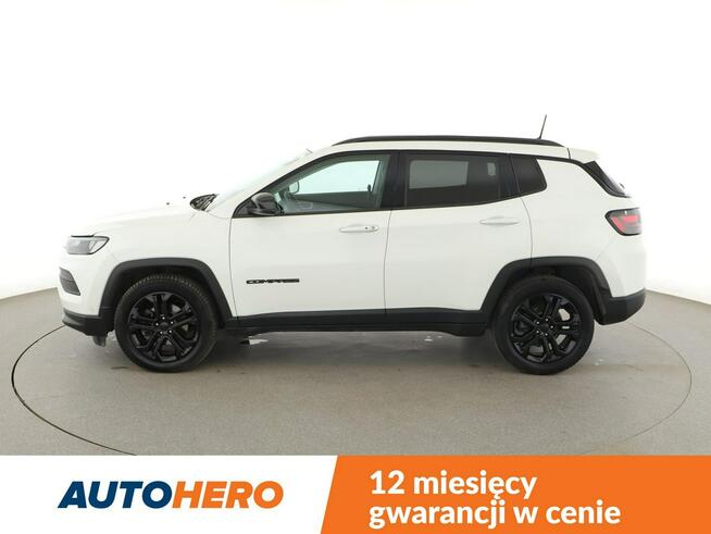 Jeep Compass Night Eagle mHEV automat półskóra PDC tempomat LED