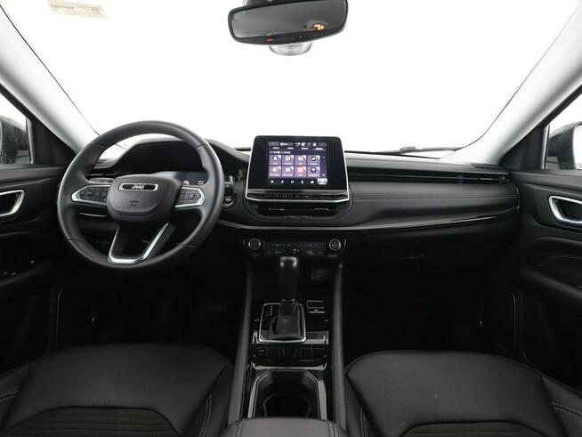 Jeep Compass Night Eagle mHEV automat półskóra PDC tempomat LED