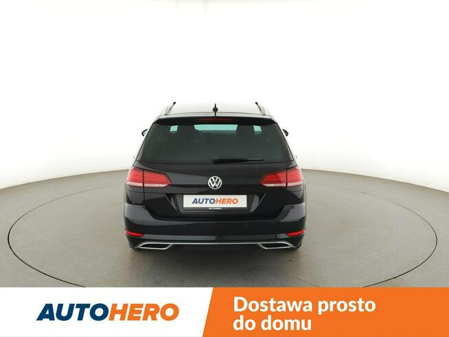 Volkswagen Golf DSG full LED grzane fotele klima auto navi czujniki parkowania