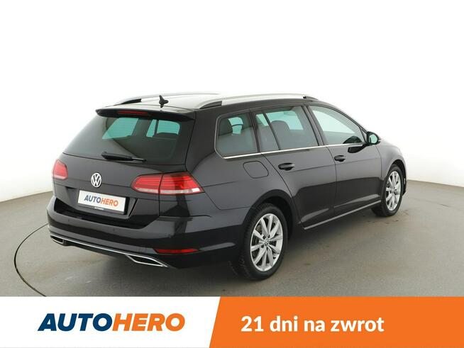 Volkswagen Golf DSG full LED grzane fotele klima auto navi czujniki parkowania