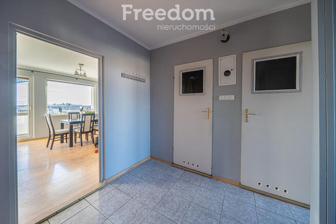 3 pokojowe mieszkanie w centrum z windą i balkonem