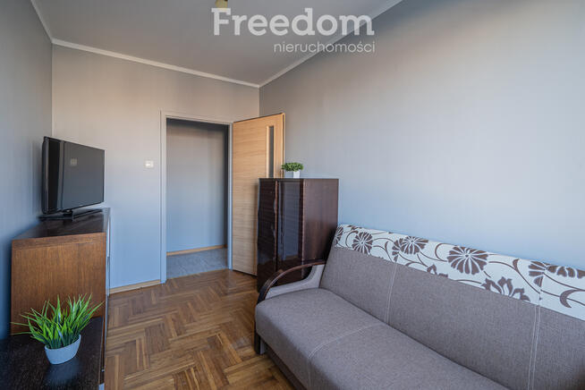 3 pokojowe mieszkanie w centrum z windą i balkonem