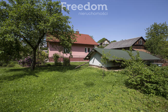 Duża działka 31a z domem i zabudowaniami –Pruchni