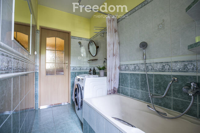 Duża działka 31a z domem i zabudowaniami –Pruchni