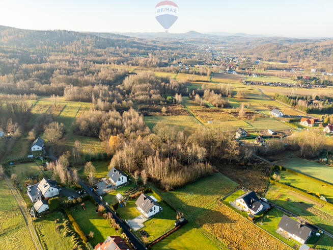 Krzywaczka - działka pod bliźniaka, dwa domy.