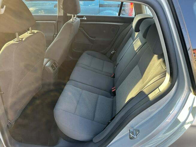 Volkswagen Golf CLIMAtic, drugie koła alufelgi, niezawodna benzyna, isofix, zadbany