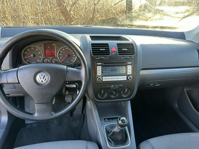 Volkswagen Golf CLIMAtic, drugie koła alufelgi, niezawodna benzyna, isofix, zadbany