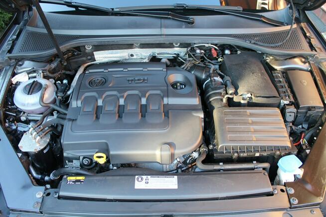 Volkswagen Passat B8 2.0 2,0 TDI 140 KM Manual Opłacona Zadbany Egzemp