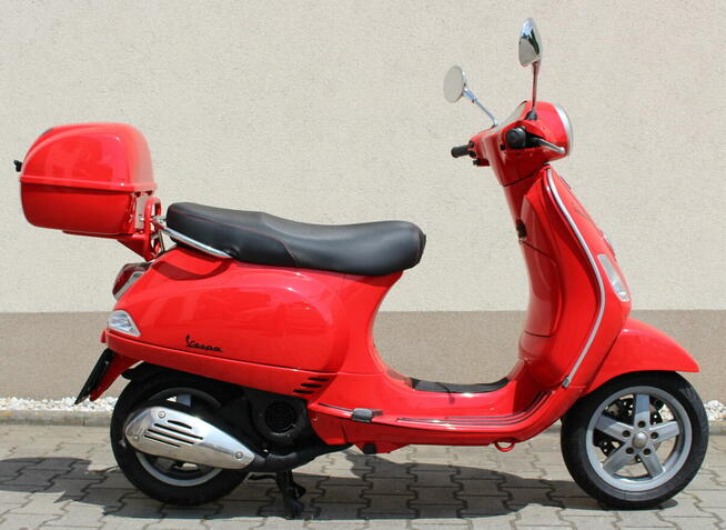 Piaggio Vespa 125