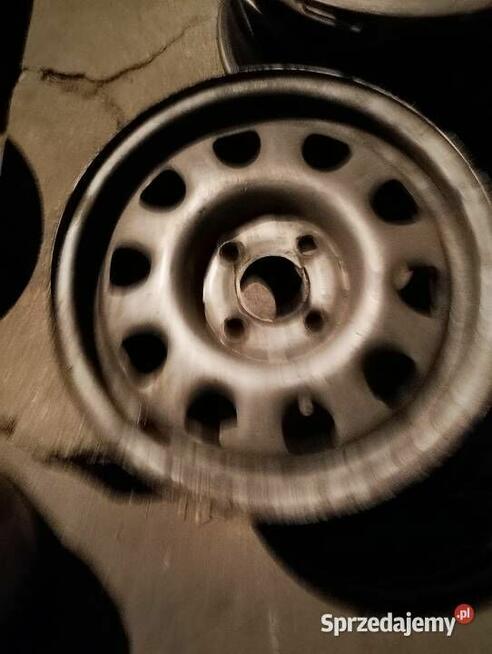 Sprzedam felgi stalowe do Volkswagena