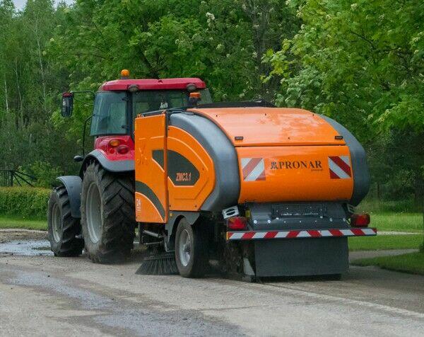 Zamiatarka Pronar ZMC 3.1