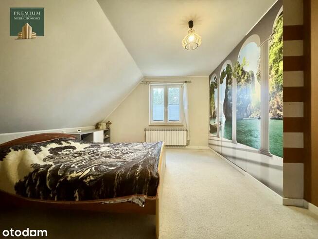 Dom wolnostojący - na przestronnej działce w Narwi.