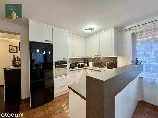 Dom wolnostojący - na przestronnej działce w Narwi.