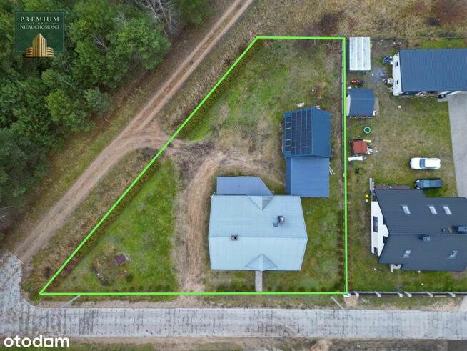 Dom wolnostojący - na przestronnej działce w Narwi.