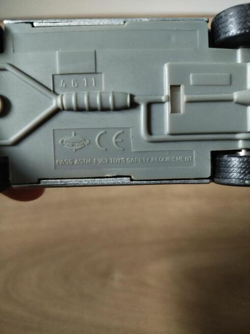 Jaguar X-Type (sedan, ok. 2001–2009) – model zabawkowy