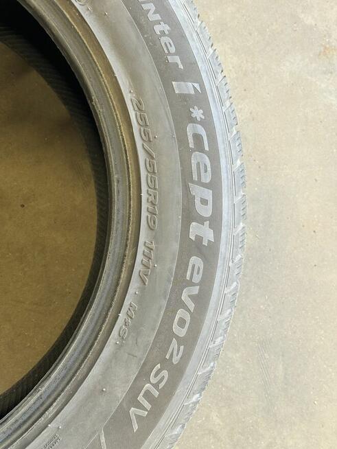 Opony zimowe R19 255x55 hankok