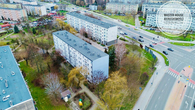 Kawalerka z osobną kuchnią, Ostrowiec Świętokrzyski – Ogrody