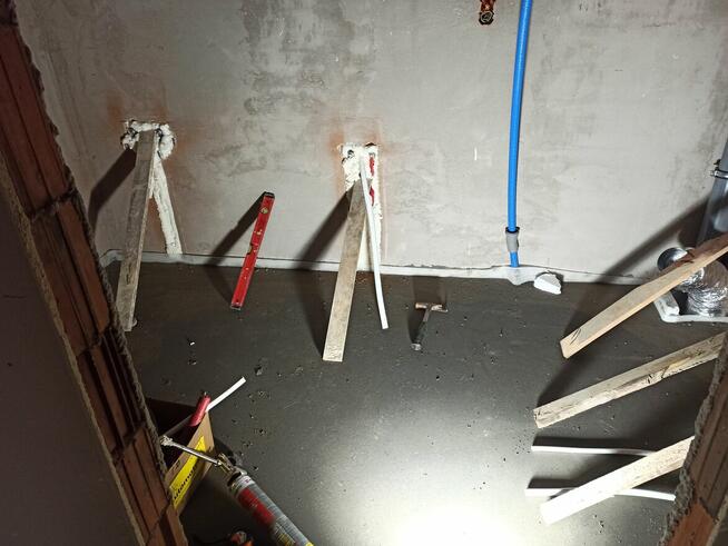 Szukam pracy jako pomocnik hydraulika/elektryka/budowlany