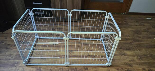 Kojec metalowy, rozkładany, nowy dla małych zwierząt