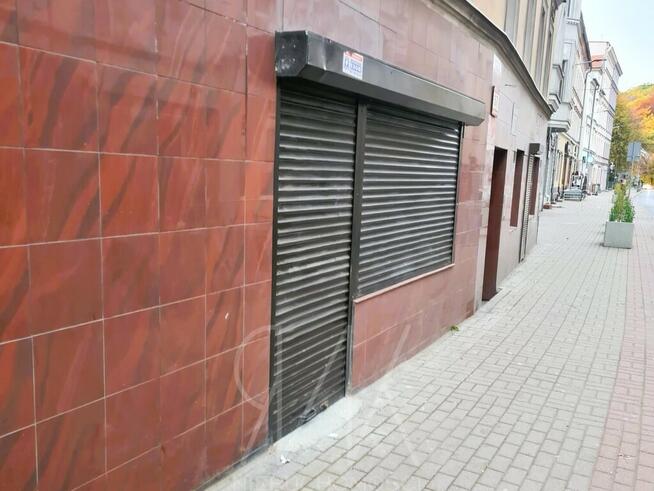 lokal użytkowy przy al. Wyzwolenia Wałbrzych