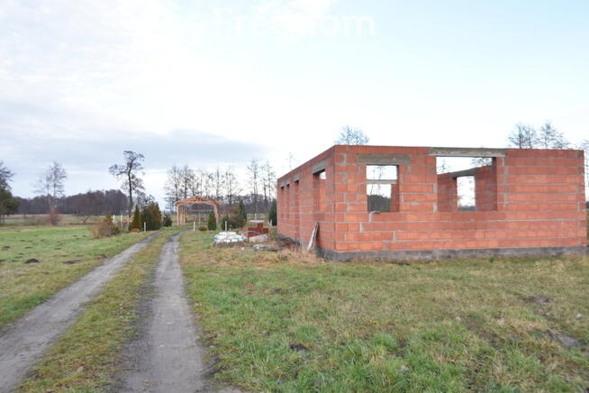 Dom w budowie do własnej aranżacji.