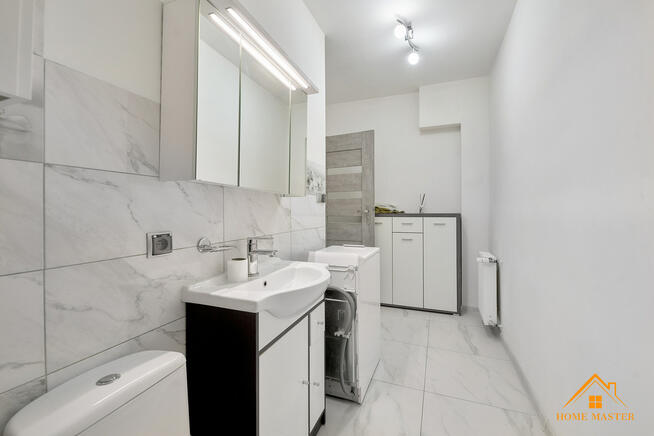 na parterze z balkonem po remoncie