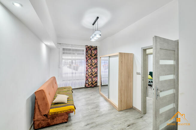 na parterze z balkonem po remoncie