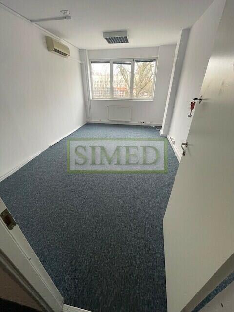 Biurowiec,przy stacji metra,dostęp 24h , ochrona