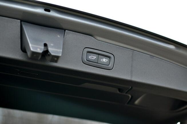 Volvo V60 _2.0 B4 197KM Full Led Navi Kamera Blis Serwis