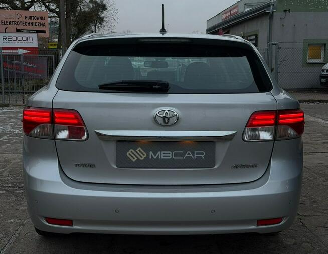 Toyota Avensis Bezwypadkowy Salon Polska FV VAT 23%