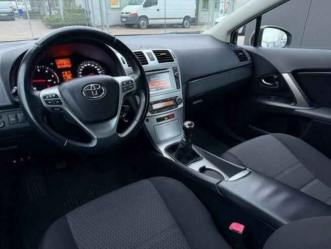 Toyota Avensis Bezwypadkowy Salon Polska FV VAT 23%