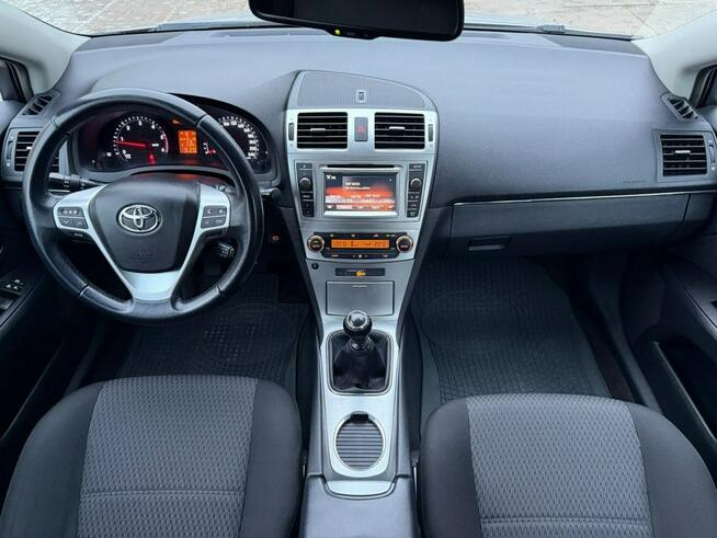 Toyota Avensis Bezwypadkowy Salon Polska FV VAT 23%