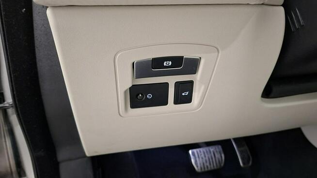 Land Rover Range Rover VELAR 3.0 SD6 R-Dynamic S