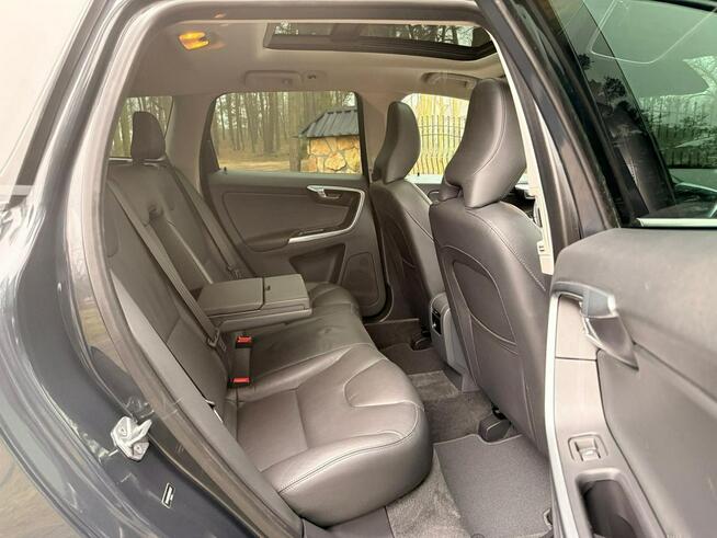 Volvo XC 60 2.0T5 245KM Automat 2015r. LED Skóra Panorama Blis Virtual Kamera